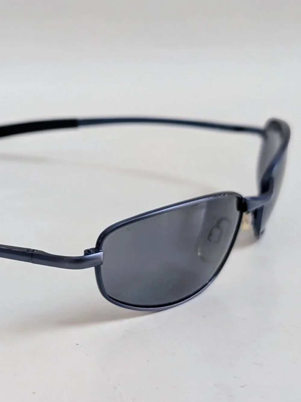 NWT Vintage 90's Rectangle Metal Designer Sport Sunglasses (M. Blue)